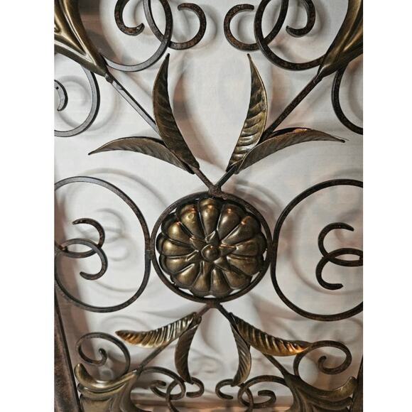 Wrought Iron Indoor Outdoor Wall Decor Brass/Copper color 18"x13"x1" - Picture 2 of 6